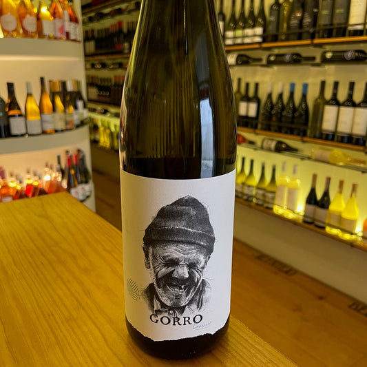 Gorro loureiro 2022 by boutique winery Vinho Verde